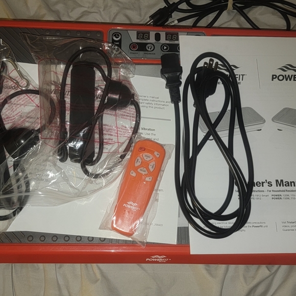 Powerfit Elite Deluxe Vibration Plate Exercise Machine w/ Resistance Bands - Picture 8 of 12